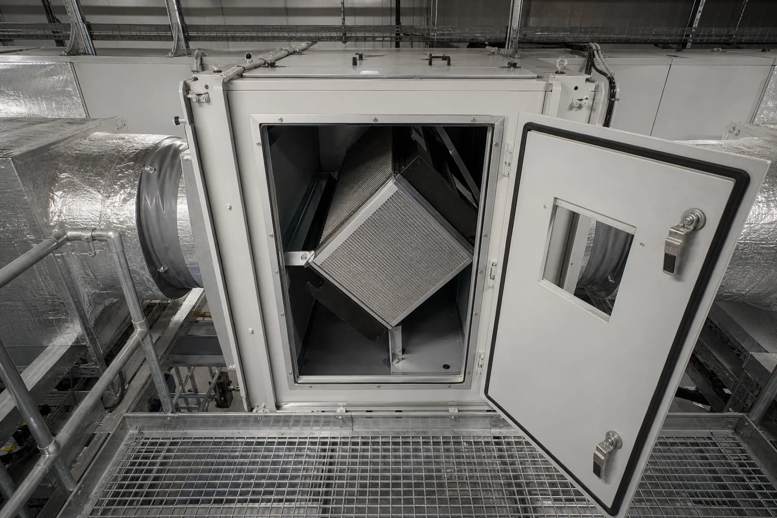 Why Cleanroom Heat Recovery Must Control Air Leakage