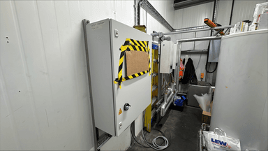 Control panel installation and positioning on site